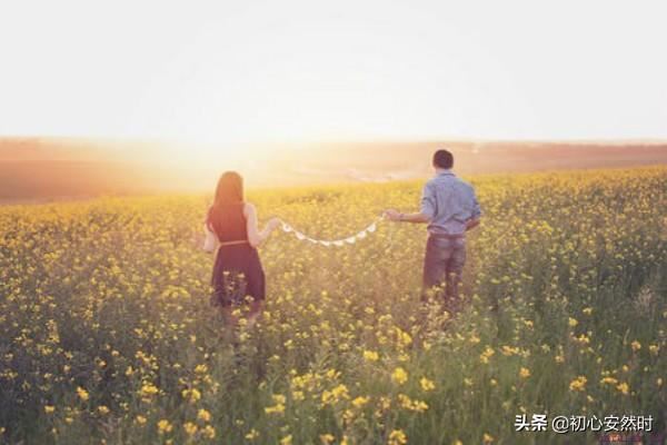 很多人羡慕“谈一次恋爱就能结婚”，但我却后悔嫁给了初恋