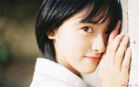 如何在约会中肢体接触，才能让女生不抗拒