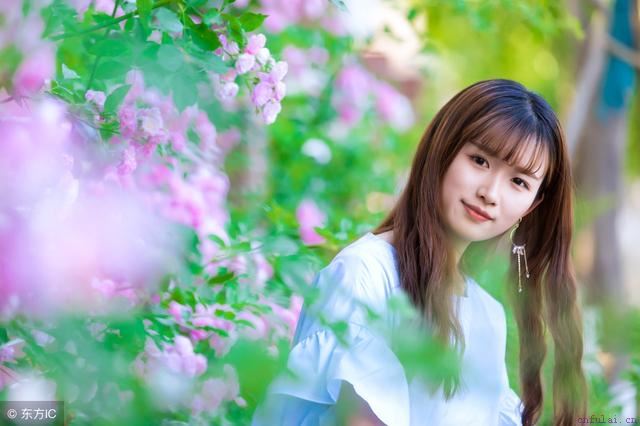 约会时找女生最感兴趣的话题，这样聊天永远不冷场