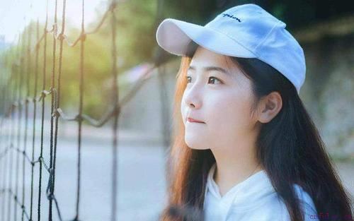 劈腿的女生还能要吗，可以原谅她吗？