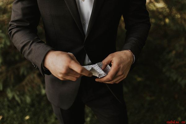 女生说滚是真的让你滚吗？教你巧妙回复