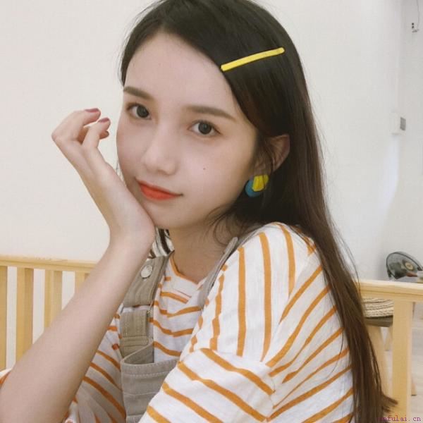 聊天套路大全：学会这三招，让女生快速爱上你！