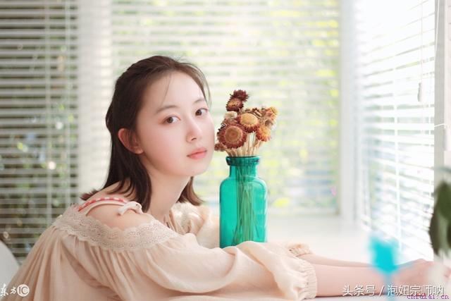 撩妹其实并不难，看完这几个聊天撩妹技巧你就知道了！深度好文！