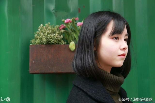 撩妹其实并不难，看完这几个聊天撩妹技巧你就知道了！深度好文！