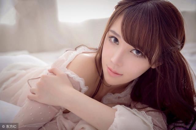 不会搭讪女孩子？下面教你几招超好用的撩妹技巧