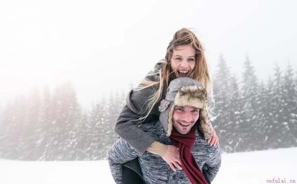 发现老婆出轨后离婚，后悔后还能挽回吗？