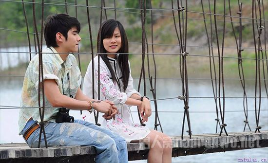 剖析男孩女孩怎么谈恋爱 性格内向也有高招