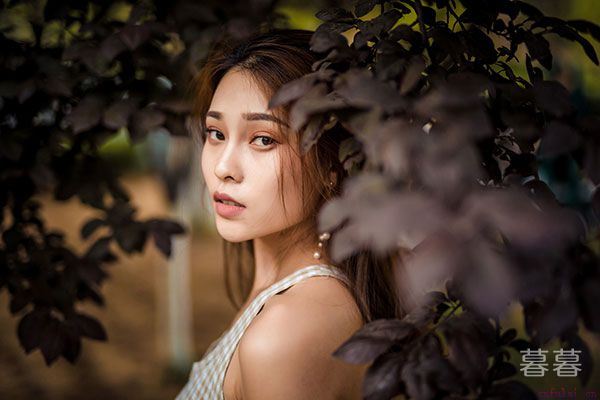 中秋节给女友送什么 爱她就要给她最好的