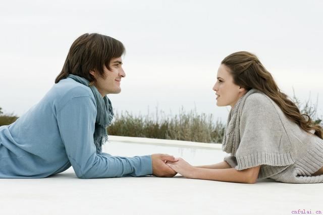 恋爱中情侣要分手时该怎么挽回?