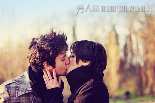 7个恋爱技巧：让你成功吸引异性的目光