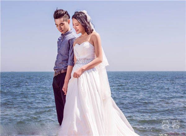 男朋友喜欢闺蜜的表现 怎么看男朋友是否有二心