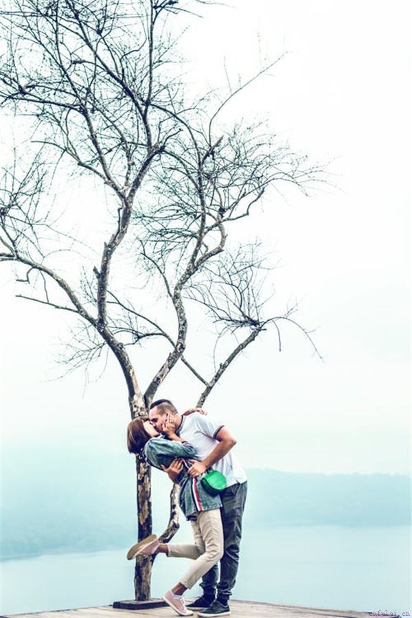 挽回前女友的一段话,一段话挽回女朋友的心