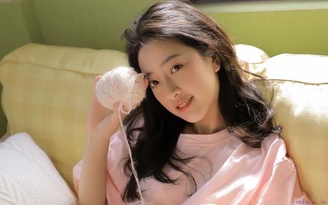 表白时掌握好这三个技巧，提高表白成功率，让女孩更快接受你！