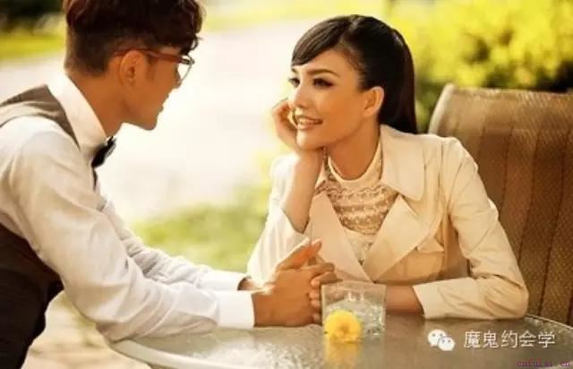 还在担心和女孩没有话题吗 高手汇总和女孩子聊天的话题