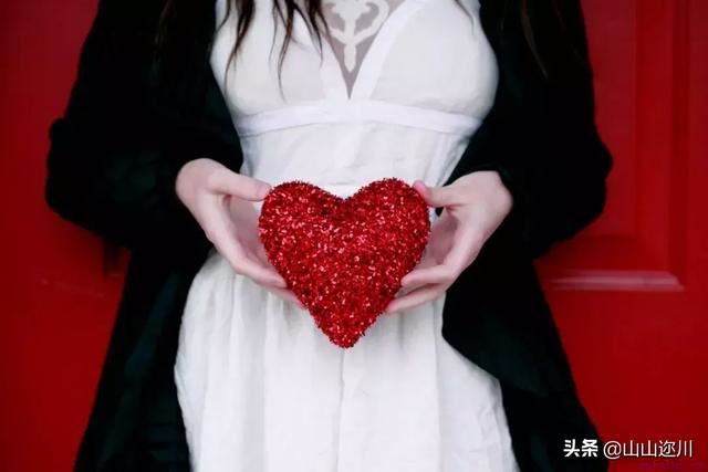 怎么追女生？把这几件事做对，轻轻松松脱单