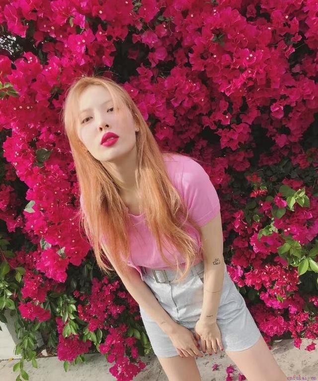 公布恋情是自毁前程？史上最刚情侣还带火“病态风”！