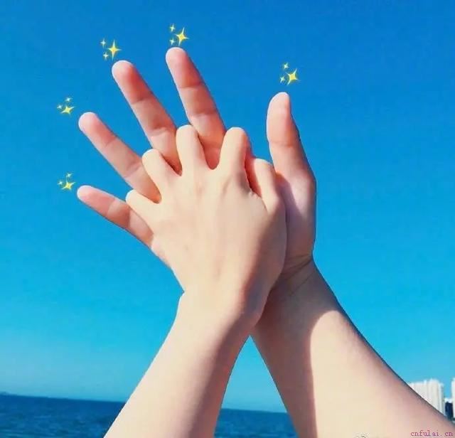 情人节送礼物祝福语图片，浪漫深情，甜到心坎里！