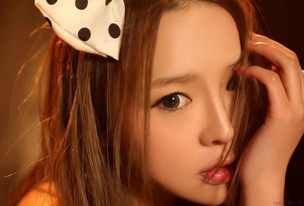 想追一个女孩怎么试探她喜欢你吗?