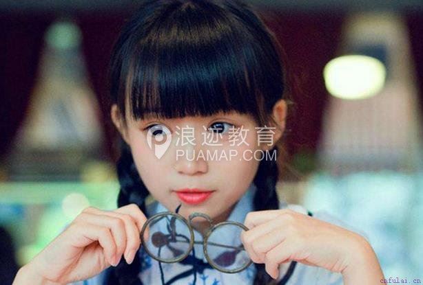 怎么去聊天找话题，让女生感兴趣的聊天技巧