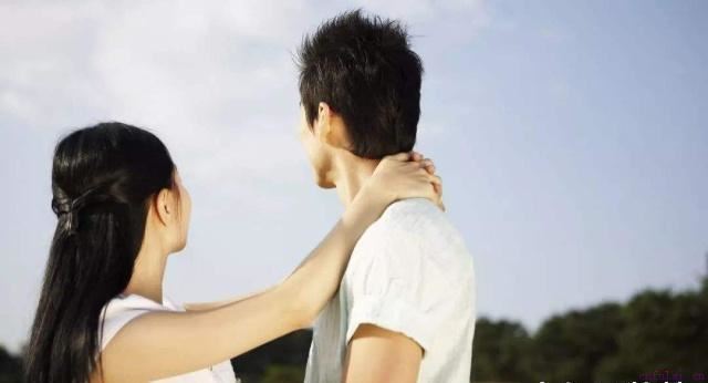 女孩主动追男生，这三个小技巧，掌握后问题就不大了