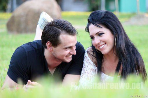 与对的人擦肩而过 让你单身5大原因