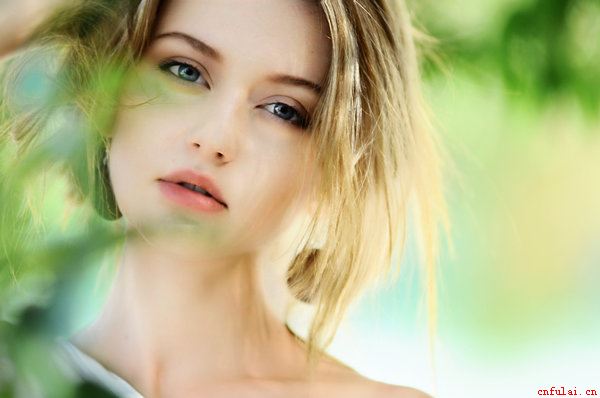 内向的男生该怎么谈恋爱？这些技巧能帮你追到女神