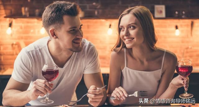 恋爱过程中怎么观察女生对你有没有心动