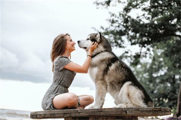 老公有了外遇怎么挽回?怎样挽回外遇的婚姻