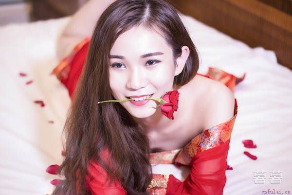 妻子和前男友暧昧 为了孩子我不舍离婚