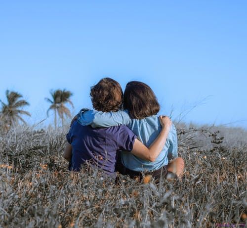 怀疑老公出轨该怎么办?怎么查老公有外遇