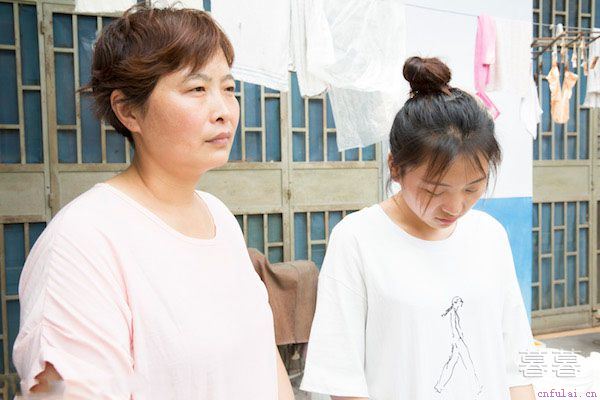 男朋友的妈妈看不起我 最爱的人用这个方法伤害了我